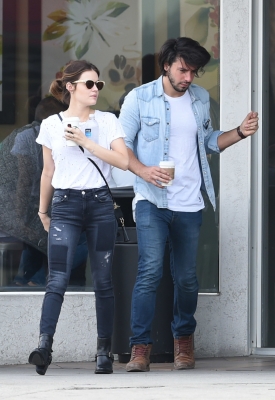 HQ
