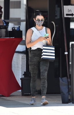 LucyH240720-030.jpg