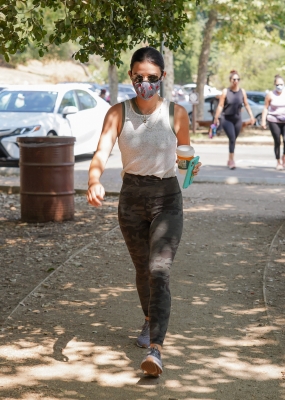 LucyH240720-090.jpg