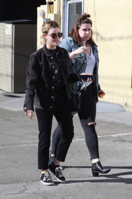 HQ
