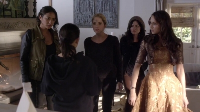 PLL_S04E01_720p_JACK_Up_DownloadSeriesHere_0299.jpg