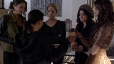PLL_S04E01_720p_JACK_Up_DownloadSeriesHere_0314.jpg