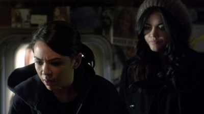 PLL_S04E01_720p_JACK_Up_DownloadSeriesHere_0574.jpg