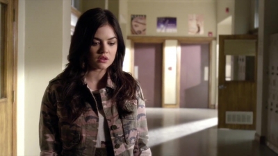 PLL_S04E01_720p_JACK_Up_DownloadSeriesHere_1605.jpg