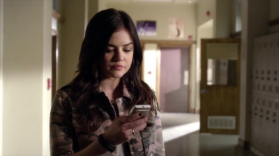 PLL_S04E01_720p_JACK_Up_DownloadSeriesHere_1607.jpg