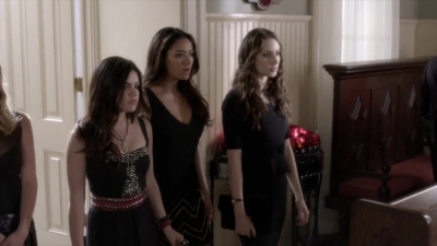PLL_S04E01_720p_JACK_Up_DownloadSeriesHere_2078.jpg