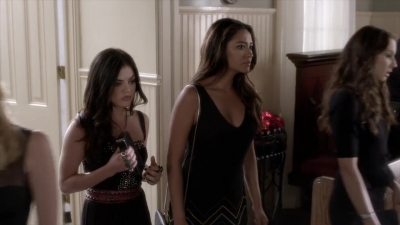 PLL_S04E01_720p_JACK_Up_DownloadSeriesHere_2086.jpg