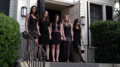 PLL_S04E01_720p_JACK_Up_DownloadSeriesHere_2462.jpg