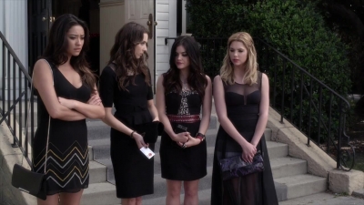 PLL_S04E01_720p_JACK_Up_DownloadSeriesHere_2517.jpg