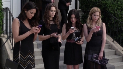 PLL_S04E01_720p_JACK_Up_DownloadSeriesHere_2526.jpg