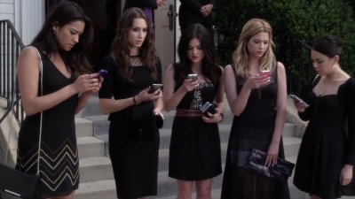 PLL_S04E01_720p_JACK_Up_DownloadSeriesHere_2527.jpg