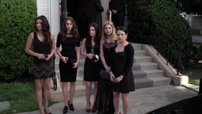 PLL_S04E01_720p_JACK_Up_DownloadSeriesHere_2555.jpg