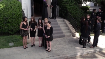 PLL_S04E01_720p_JACK_Up_DownloadSeriesHere_2559.jpg