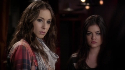 PLL_S04E02_720p_JACK_Up_DownloadSeriesHere_0176.jpg