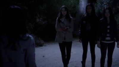 PLL_S04E02_720p_JACK_Up_DownloadSeriesHere_0241.jpg