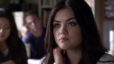 PLL_S04E02_720p_JACK_Up_DownloadSeriesHere_0731.jpg