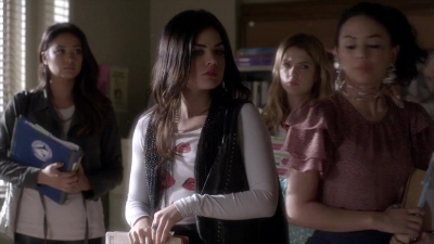 PLL_S04E02_720p_JACK_Up_DownloadSeriesHere_0746.jpg