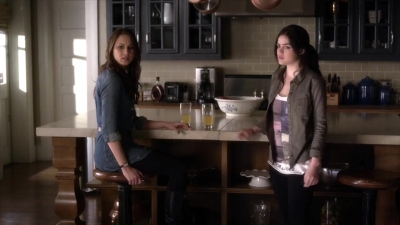 PLL_S04E02_720p_JACK_Up_DownloadSeriesHere_2091.jpg