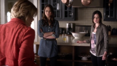 PLL_S04E02_720p_JACK_Up_DownloadSeriesHere_2098.jpg