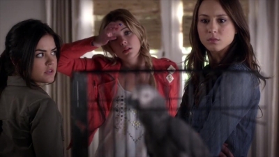PLL_S04E02_720p_JACK_Up_DownloadSeriesHere_2158.jpg