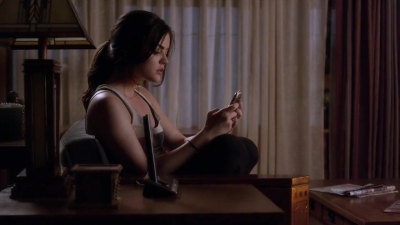 PLL_S04E02_720p_JACK_Up_DownloadSeriesHere_2307.jpg