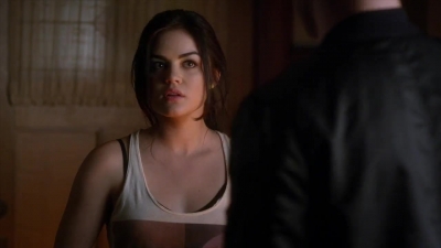 PLL_S04E02_720p_JACK_Up_DownloadSeriesHere_2383.jpg
