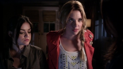 PLL_S04E02_720p_JACK_Up_DownloadSeriesHere_2491.jpg