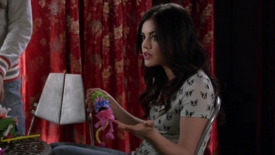 PLL_S04E03_720p_JACK_Up_DownloadSeriesHere_0069.jpg