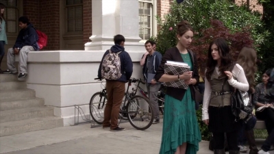 PLL_S04E03_720p_JACK_Up_DownloadSeriesHere_1013.jpg
