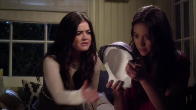PLL_S04E03_720p_JACK_Up_DownloadSeriesHere_1338.jpg