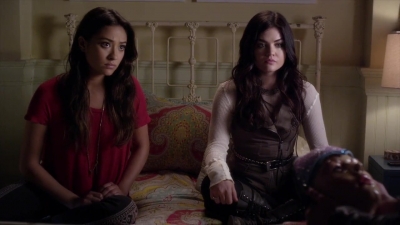 PLL_S04E03_720p_JACK_Up_DownloadSeriesHere_1425.jpg