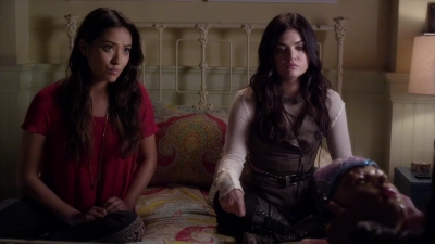 PLL_S04E03_720p_JACK_Up_DownloadSeriesHere_1428.jpg