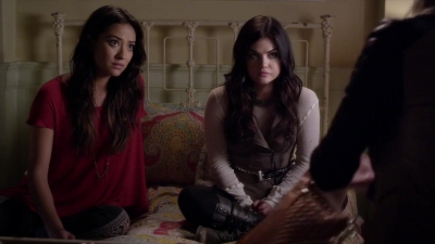 PLL_S04E03_720p_JACK_Up_DownloadSeriesHere_1459.jpg