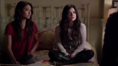 PLL_S04E03_720p_JACK_Up_DownloadSeriesHere_1462.jpg