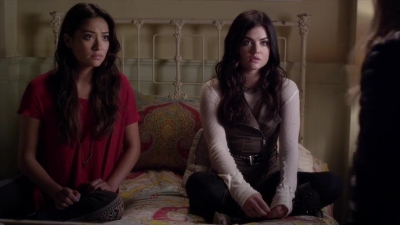 PLL_S04E03_720p_JACK_Up_DownloadSeriesHere_1472.jpg