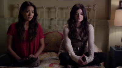 PLL_S04E03_720p_JACK_Up_DownloadSeriesHere_1484.jpg