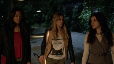 PLL_S04E03_720p_JACK_Up_DownloadSeriesHere_1513.jpg