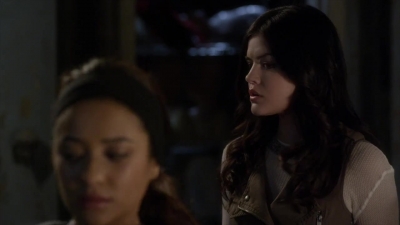 PLL_S04E03_720p_JACK_Up_DownloadSeriesHere_1836.jpg