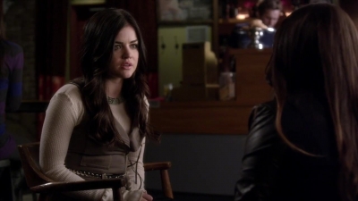 PLL_S04E03_720p_JACK_Up_DownloadSeriesHere_2187.jpg
