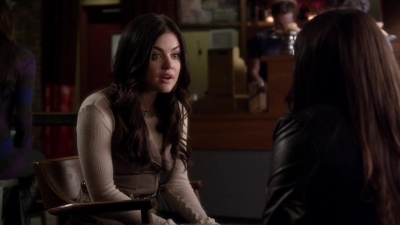 PLL_S04E03_720p_JACK_Up_DownloadSeriesHere_2205.jpg