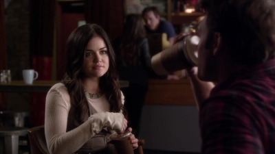 PLL_S04E03_720p_JACK_Up_DownloadSeriesHere_2251.jpg