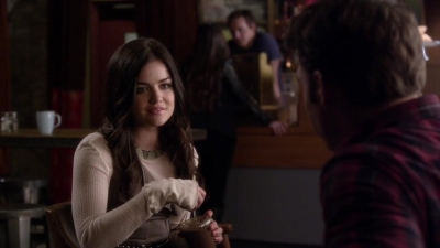 PLL_S04E03_720p_JACK_Up_DownloadSeriesHere_2254.jpg