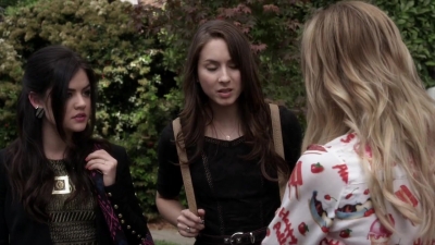 PLL_S04E04_720p_JACK_Up_DownloadSeriesHere_0160.jpg