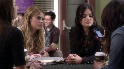 PLL_S04E04_720p_JACK_Up_DownloadSeriesHere_0244.jpg