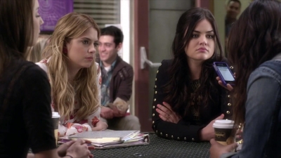 PLL_S04E04_720p_JACK_Up_DownloadSeriesHere_0245.jpg