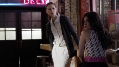PLL_S04E04_720p_JACK_Up_DownloadSeriesHere_0980.jpg
