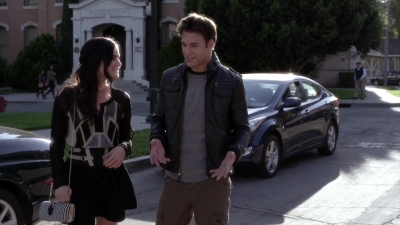 PLL_S04E04_720p_JACK_Up_DownloadSeriesHere_1051.jpg