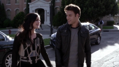 PLL_S04E04_720p_JACK_Up_DownloadSeriesHere_1054.jpg