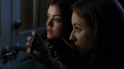 PLL_S04E04_720p_JACK_Up_DownloadSeriesHere_1674.jpg