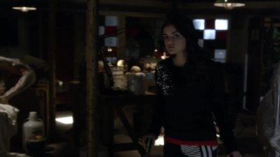 PLL_S04E04_720p_JACK_Up_DownloadSeriesHere_2000.jpg